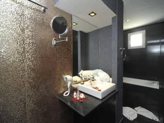 Le Trianon Luxury Hotel & Spa Casablanca Exterior photo
